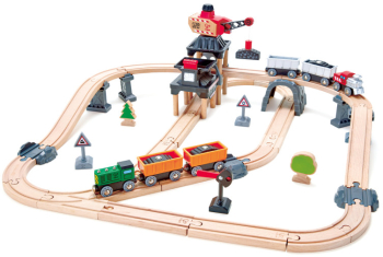 Set de joaca circuit din lemn Hape cu tren si incarcator minier 64 piese 