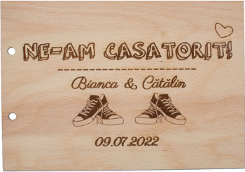 Album Foto GuestBook Nunta HH1592 Personalizat din lemn Adidasi 30 x 21