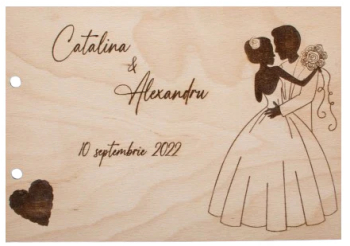 Album Foto GuestBook Nunta HH1609 Personalizat din lemn -Mire si Mireasa cu Buchet 30 x 21 cm