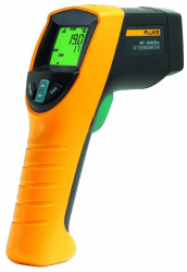 Fluke 561 - Termometru Infrarosu Multifunctional 