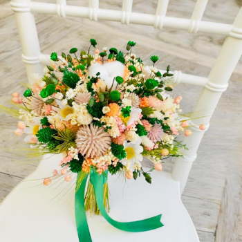 Buchet flori de camp personalizabil ideal pentru cununie civila nunta mireasa nasa sau cadou predominant verde 