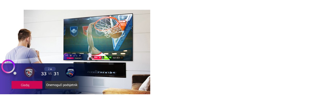 Zaslon televizora koji prikazuje scenu iz košarkaške utakmice sa značajkom Sports Alert (Sportski podsjetnik)