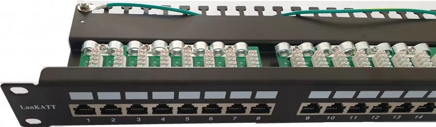 Patch Panel 19 cat6 LanKATT FTP/STP 24port x RJ45 -1U cu suport de cabluri