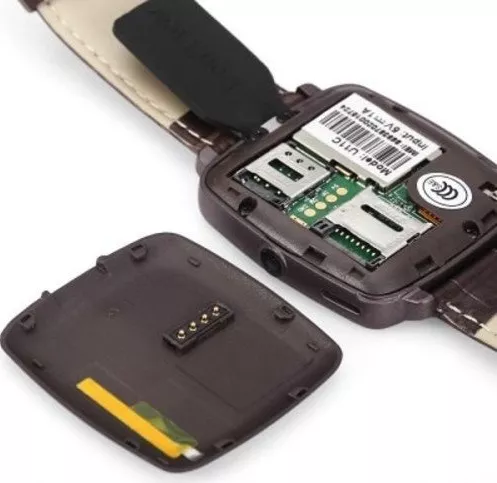 Ceas Smartwatch cu Telefon iUni U11C Plus Bluetooth Camera