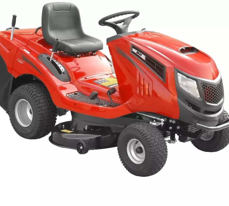 Tractor de tuns iarba HECHT 5927