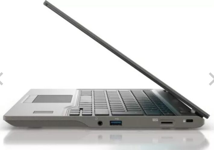 Laptop second hand SH refurbished Fujitsu